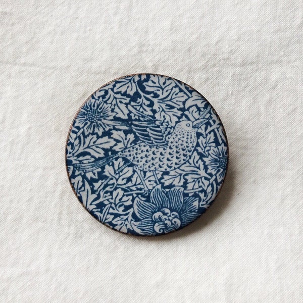 Ceramic, handmade, William Morris design Brooch, 39mm diameter (one and a half inches), Heritage Design, Mother's Day Gift.