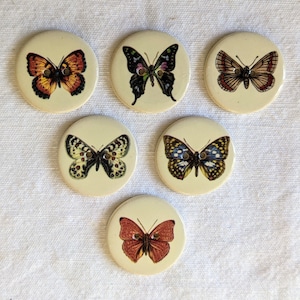 Set of 6 large 29mm round ceramic butterfly buttons, sewing buttons, collectors buttons