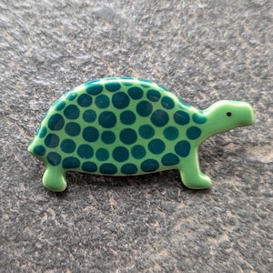 Green Tortoise Brooch, quirky animal brooch, handmade lightweight, ceramic brooch, animal brooch, tortoise gift, quirky gift.