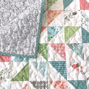 Eyeshadow Quilt Pattern PDF, Modern Quilt Pattern, Baby, Throw, Twin, Queen King, Fat Quarter and Layer Cake Friendly Easy Beginner Quilt image 2