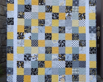 Custom Quilt, Made to Order in your colors, Patchwork Quilt, Modern Lap, Twin, Queen, King, Bed Quilt, Homemade Blanket, Bedding