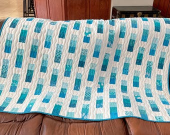 Mönster för regntäcke i PDF-format, 4 storlekar: Baby, Throw, Twin, Queen, Yardage och Scrap Friendly