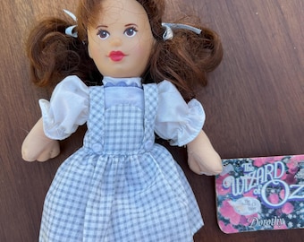 Wizard of Oz Dorothy doll. WB. 7.5x3"