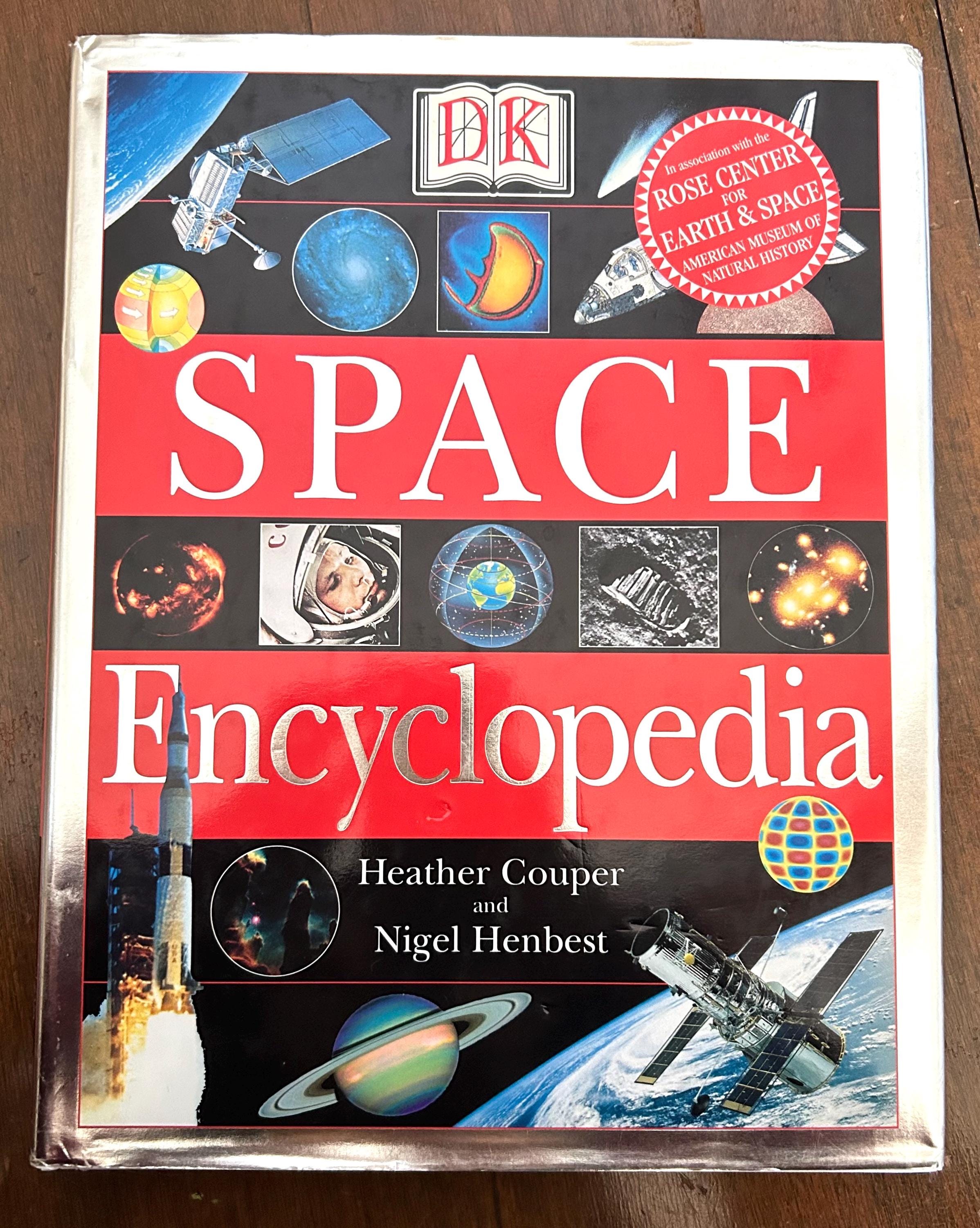 ヴィンテージ スペースディスカバリー　ビッグブック Vintage Space Encyclopedia – 1999 Illustrated Guide - Etsy