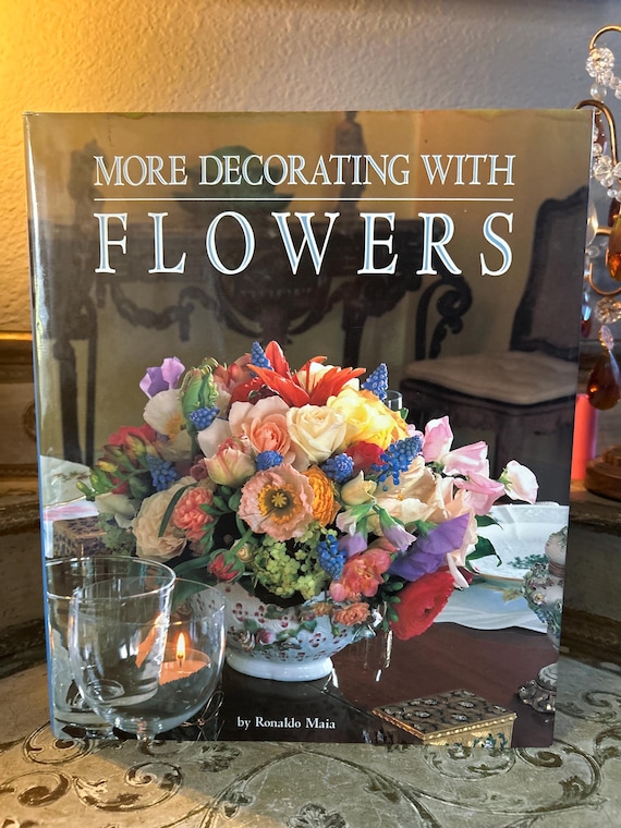 FLORAL DESIGN IDEAS 洋書 フラワーデザイン インテリア写真集 More Decorating With Flowers— Hardcover Coffee Table Book by