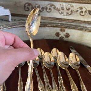 Vintage Retroneu Korea Floral, Stainless-steel, gold-plated stainless-steel cutlery. Elegant, chic and sleek. image 6