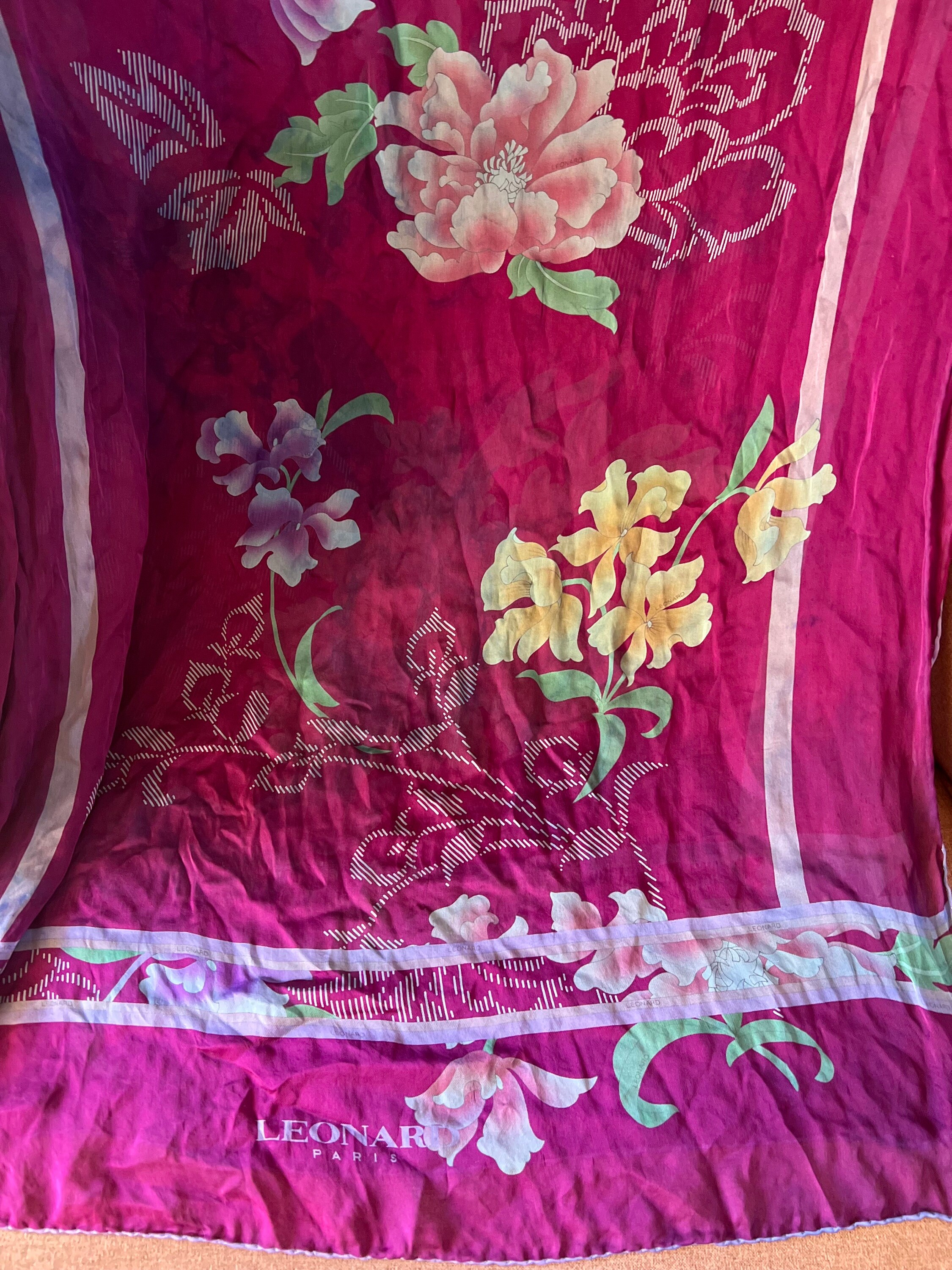 Écharpe / Châle LEONARD En Laine Et Soie - Dimensions 136x150 Cm, Multicouleur, Occasion