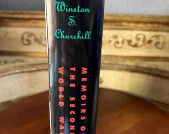 Vintage Churchill Hardcover Book – Memories of The Second World War (1987)