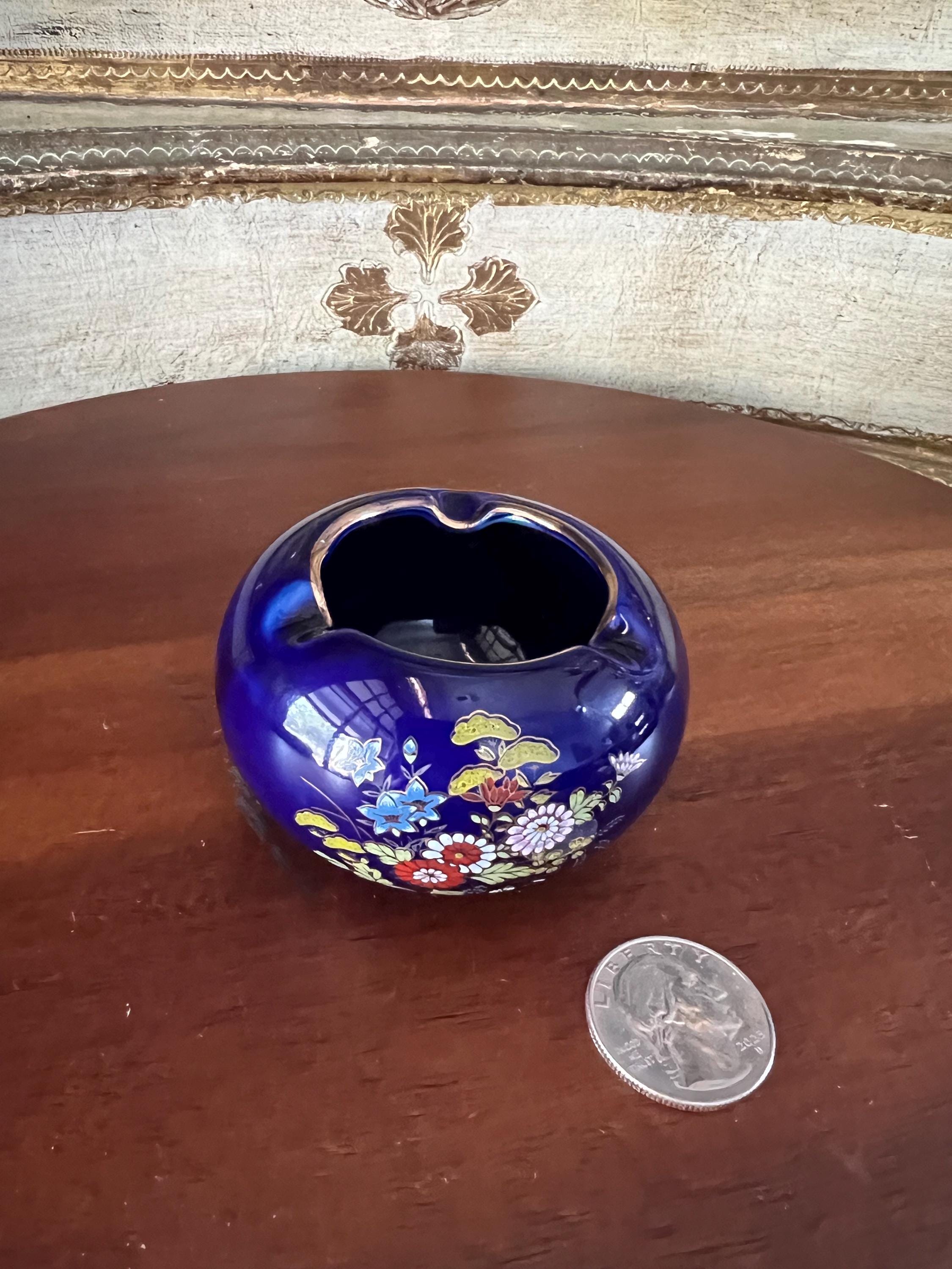 青い花柄 陶器製灰皿 直径15cm Japan Blue Ashtray - Etsy - Page 3