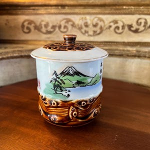 Vintage Kutani ware Japanese teacup with lid. Scenery of Motosu Lake. 3.5x3.25 inches.