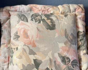 Vintage Rachel Ashwell Floral Barkcloth Pillow, Shabby Chic Decor (16x16)