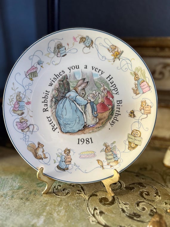 希少！ヴィンテージ！ Peter Rabbit プレート Wedgwood Peter Rabbit Plate, 1981 Birthday Edition - Etsy Canada