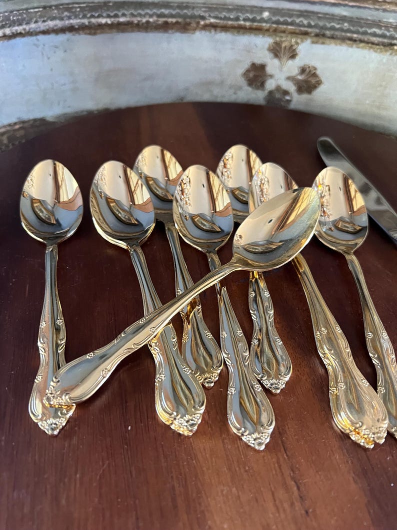 Vintage Retroneu Korea Floral, Stainless-steel, gold-plated stainless-steel cutlery. Elegant, chic and sleek. image 14
