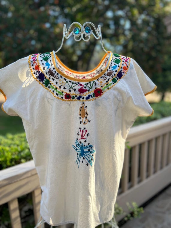 Oaxacan Huipil Blouse, Hand Embroidered Coastal Art, Medium - Etsy