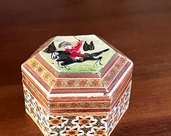 Vintage Asian Trinket Box, Miniature Art Painting Inlay (2.5x1.5")