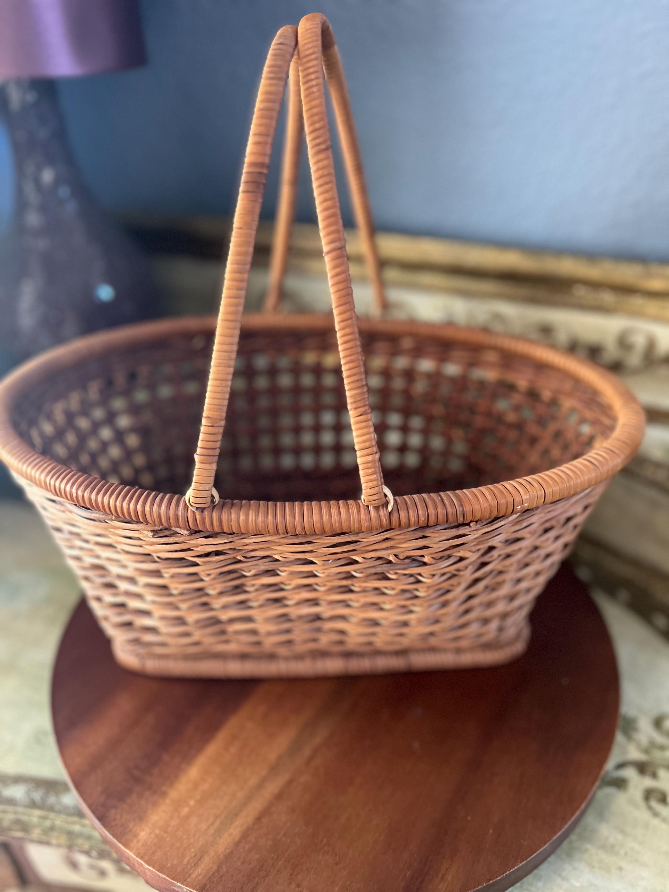 Vintage Hand Woven Wicker Basket With Handles, Oval Serving