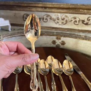 Vintage Retroneu Korea Floral, Stainless-steel, gold-plated stainless-steel cutlery. Elegant, chic and sleek. image 4