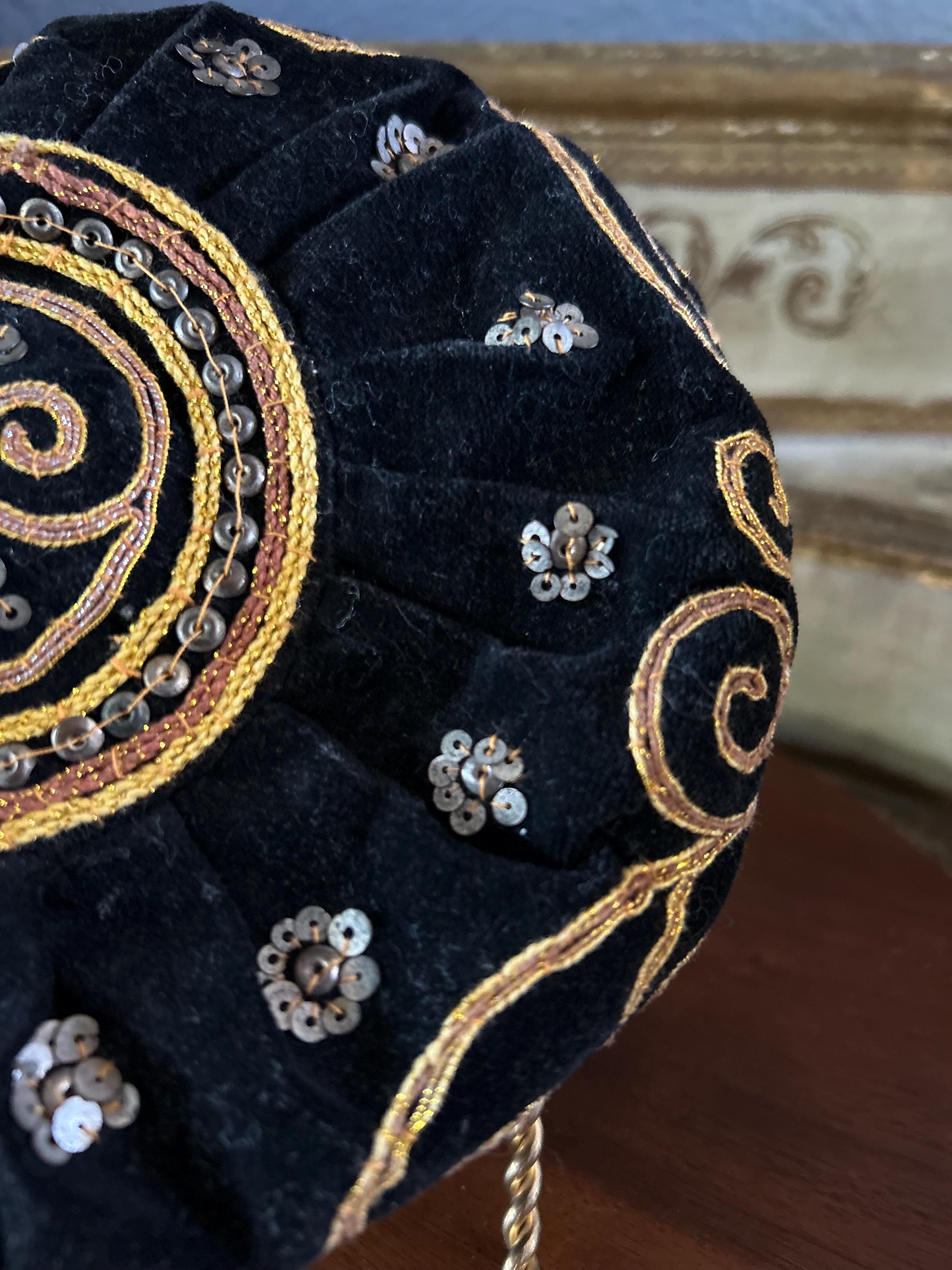 Vintage Burmese Kalaga Velvet Hat, Gold Embroidered Ribbon  display picture 3