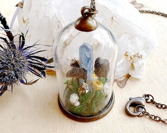 Diorama Necklace - Healing Crystal Terrarium Necklace - Blue Kyanite Nature Pendant