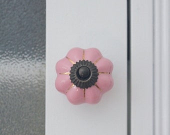 Ceramic furniture button