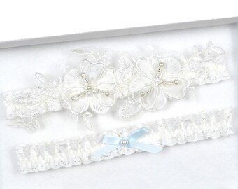 garters for plus size brides