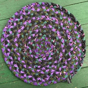 Halloween table mat 13”
