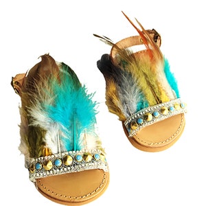 Leather sandals with colorful feathers for girl - Baby gladiator sandals made of leather for toddler girl made in Greece, ethnic sandals