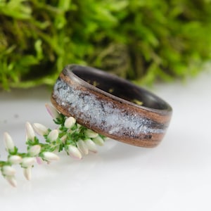 Ebony macassar WHITE GALAXY bentwood ring