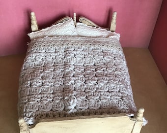 Vintage look ivory crochet bed throw (SF5)