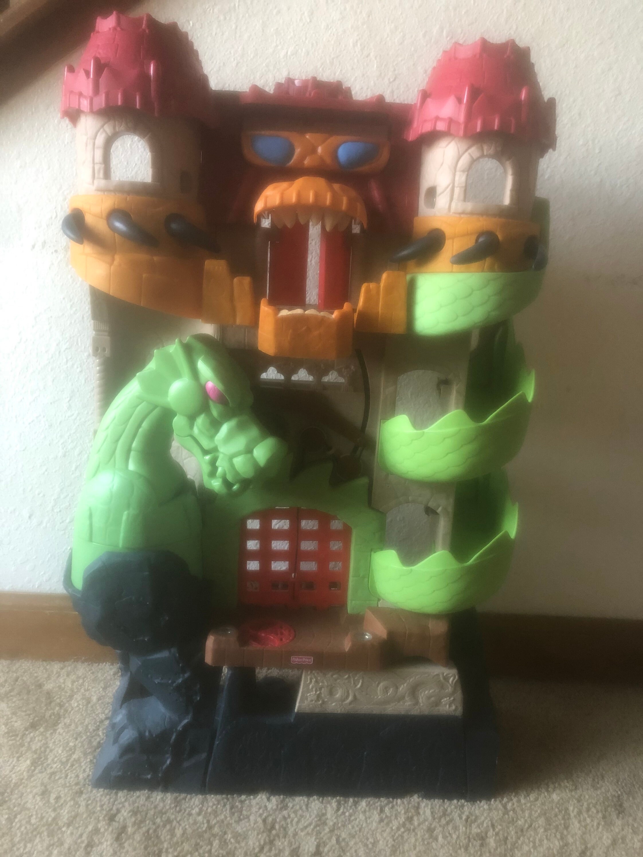 Imaginext dragon world best sale castle