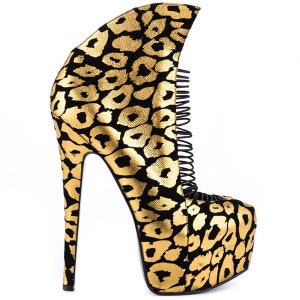 Size 7 London Trash Crime Cheetah Suede Pleaser Shoes image 1