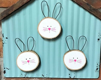 Easter Decor Bunny Magnet,  Easter Party Favour, Easter Basket Filler,  Farmhouse Easter Bunny Magnet, Wood Slice Easter Magnet