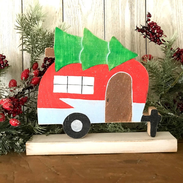 Camper with Tree Decor, Farmhouse Christmas Mantel Decor, Rustic Trailer with Tree, Camper Lover Gift, Farmhouse Decor, Retro Camper Decor