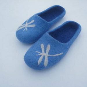 Blue clogs Felt slippers women Felted clogs Women slippers Organic slippers Women shoes  Felted slippers Home Women clogs