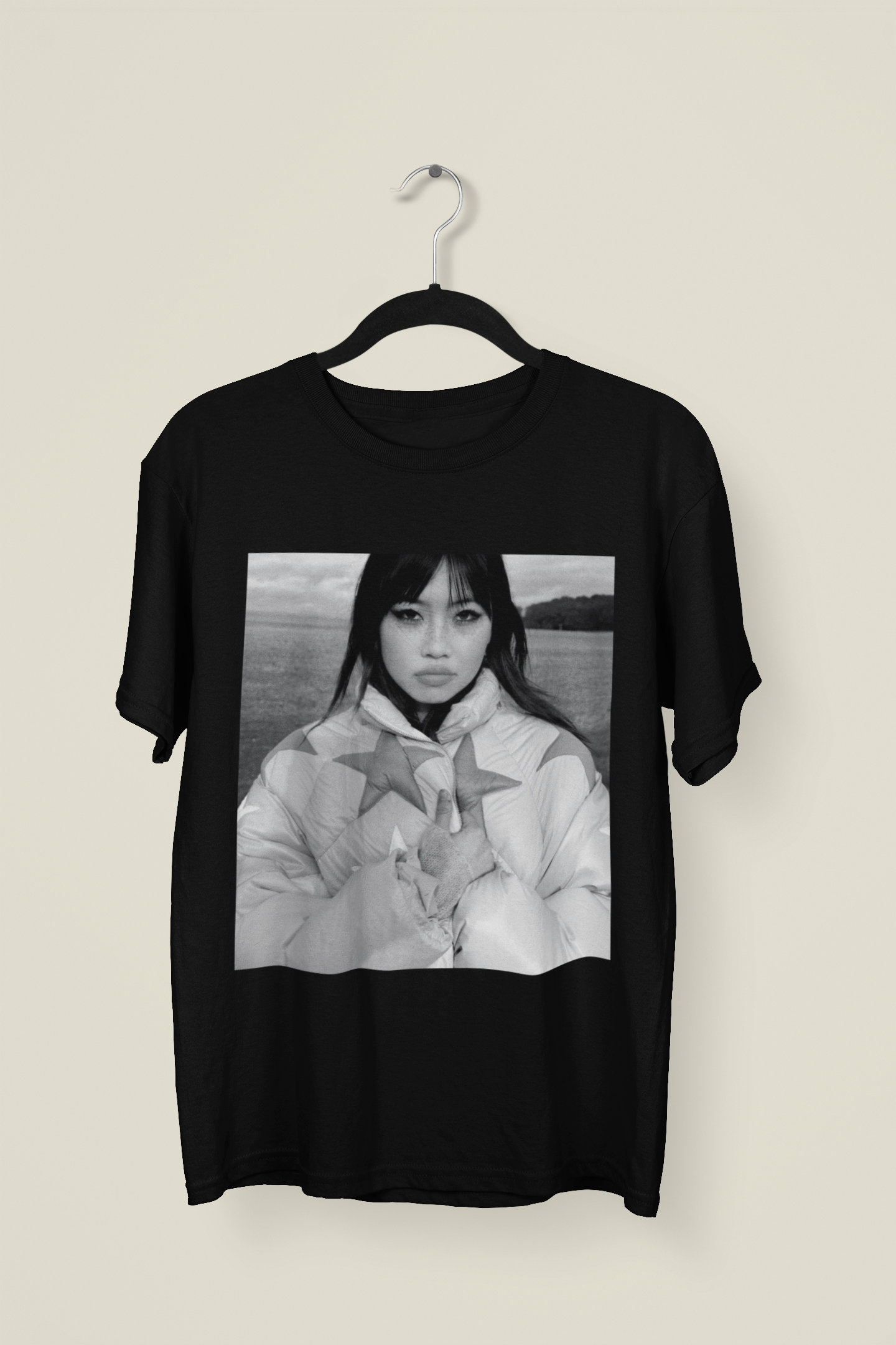 Discover Beabadoobee T-Shirt - Tour 2022 Merchandise