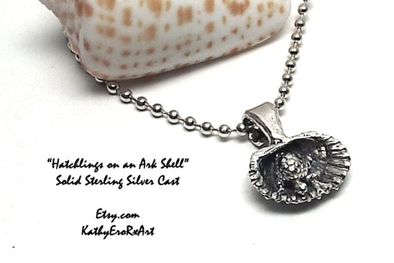 Halskette "Hatchling auf