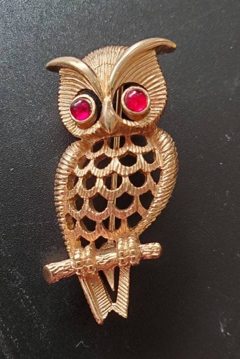 Gold-toned Metal Owl Brooch by Avon