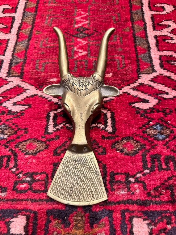 Brass bull bootjack