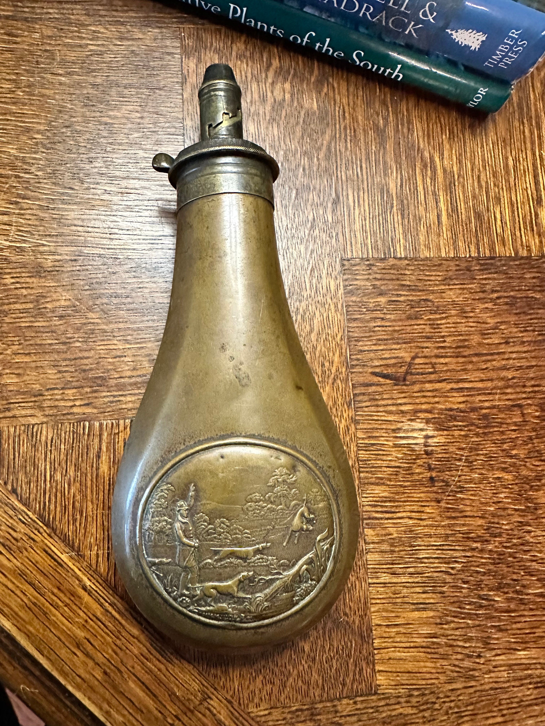 英国1800年代ビクトリア朝中期: James Dixon &Sons製ジョッキ Antique James Dixon & Sons Sheffield Embossed Brass Gunpowder
