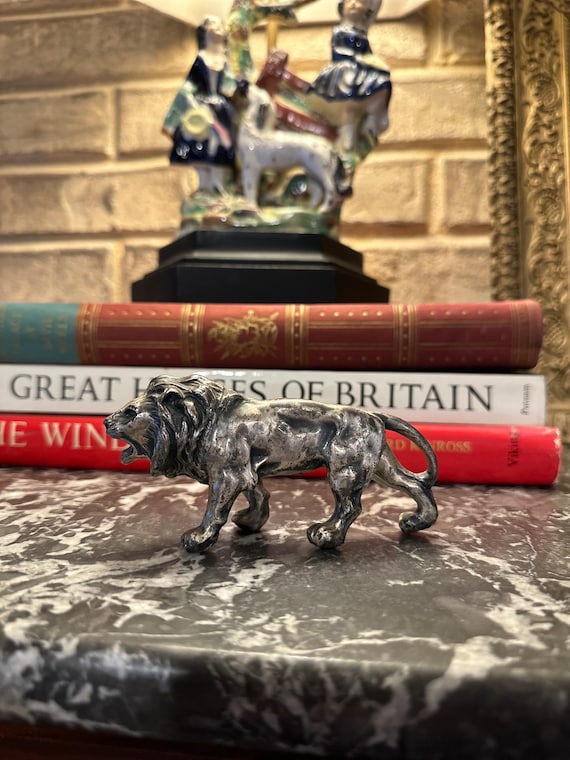 Silver Lion statue figurine