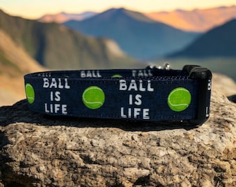 Collar para perro Ball is Life Sew Fetch en azul marino, Martingale, hebilla de plástico y metal, collar para perro niño, Ball is Life en azul marino