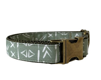 Dog Collar,  Bohemian Style Cream and Light Green, Sage Green Nylon Boho Antique Brass Gold Metal Buckle Dog Collar