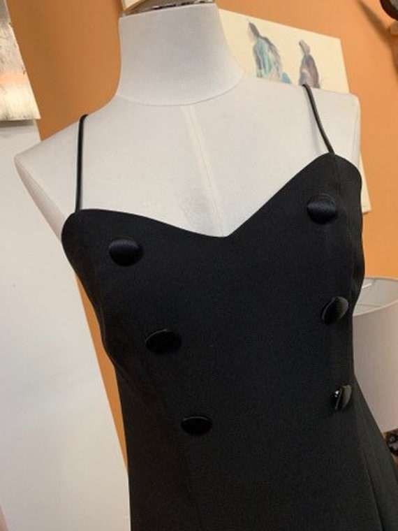 Vintage Black Spaghetti Strap Gown Sweetheart Neck