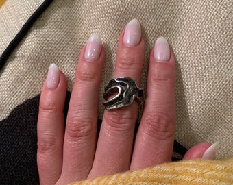 Unique Vintage Silver Ring With Wavy Abstract Gothic Design Size 6.5