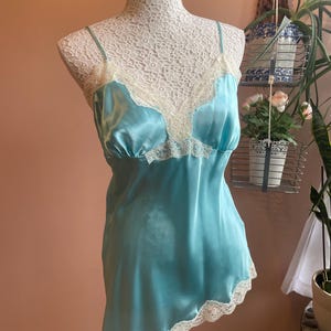 Vintage y2k Baby Blue Lace Trimmed Asymmetrical &#39;Fairweather&#39; Nightie Top m/l