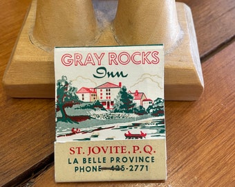 Vintage Gray Rocks Inn - St. Jovite, P.Q. Collectable Souvenir Matchbook