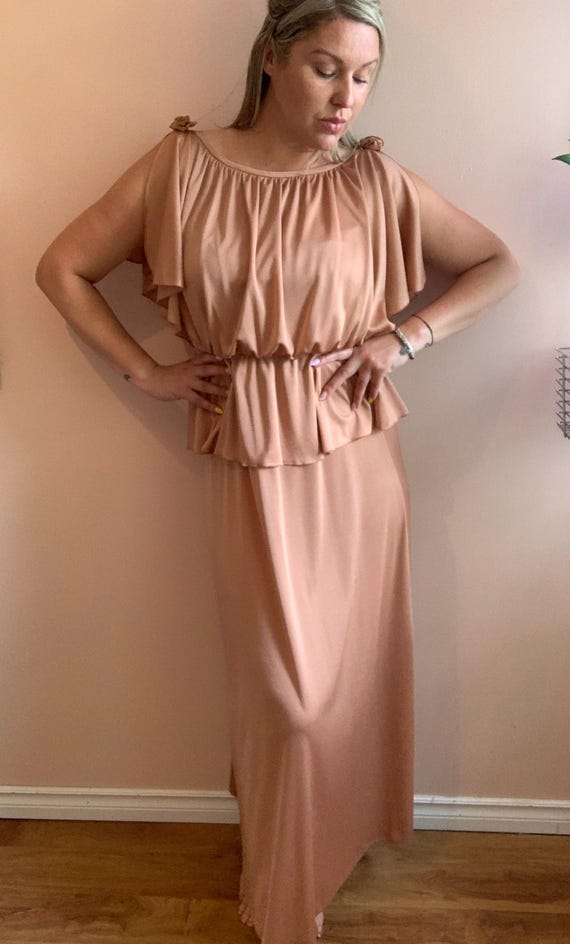 princess polly baby blue dress Vintage Peach Peplum 1970's Gown Bridesmaid Dress, Size Medium