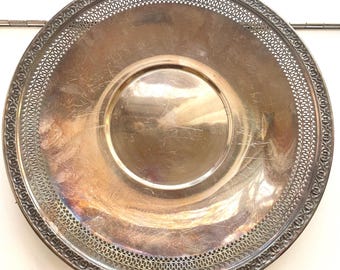 Vintage Reed and Barton 1702 silver plated server plate dish tray, holiday entertaining, housewarming gift