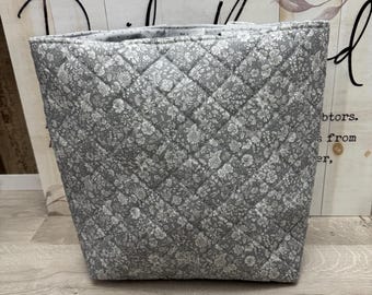 Quilted Fabric Totes Bag w/fabric covered nylon straps
