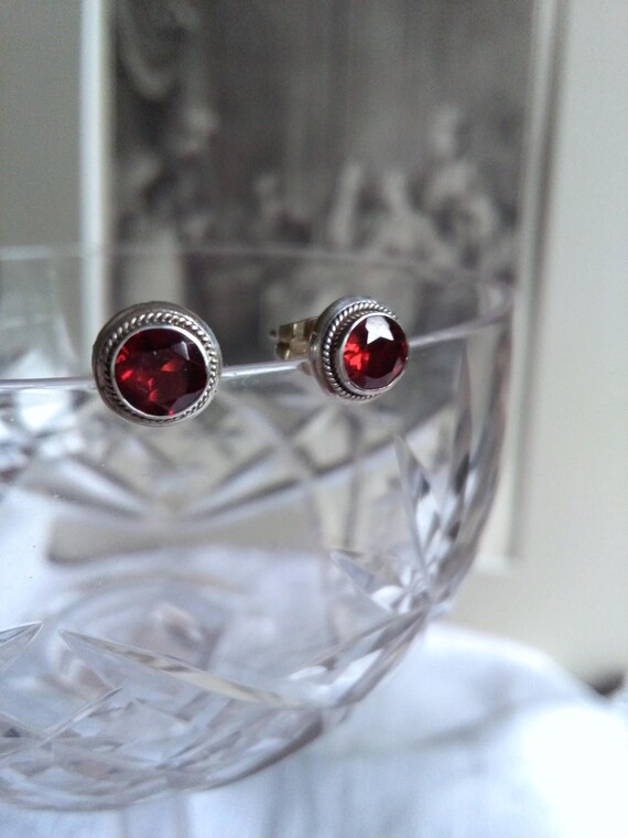 Garnet red sterling silver studs earrings
